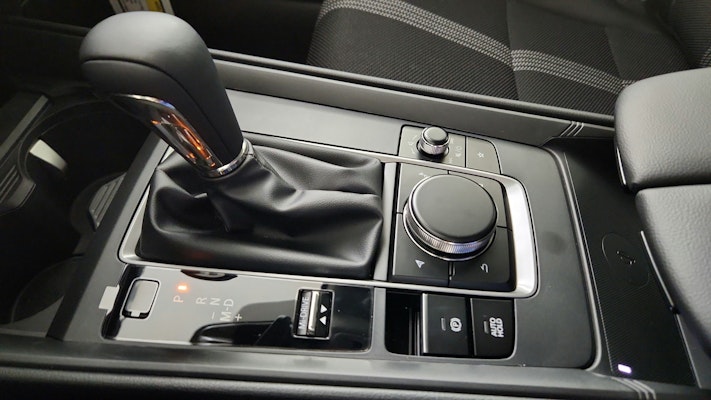 2025 Mazda CX-50 2.5 S Preferred photo 10