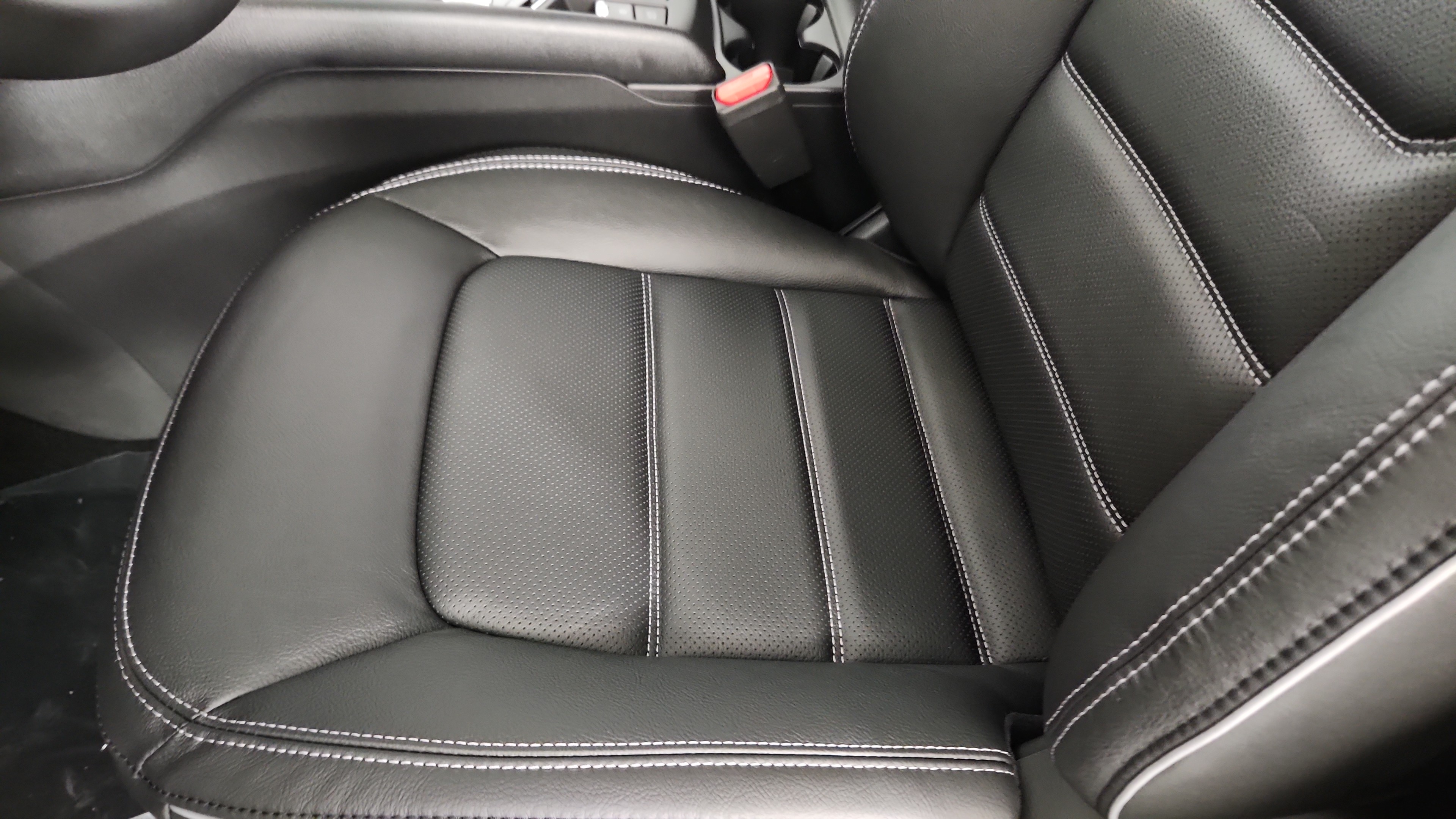 New 2025 Mazda CX-5 2.5 S Preferred Awd JM3KFBCM9S0752081 near Van