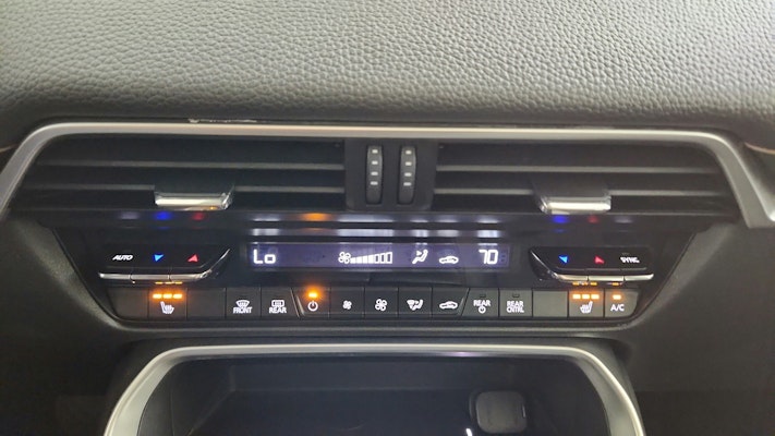 2025 Mazda CX-70 Plug-in Hybrid Premium photo 33