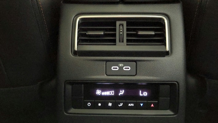 2025 Mazda CX-70 Plug-in Hybrid Premium photo 25