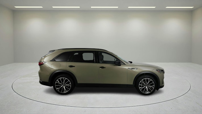 2025 Mazda CX-70 Plug-in Hybrid Premium photo 2