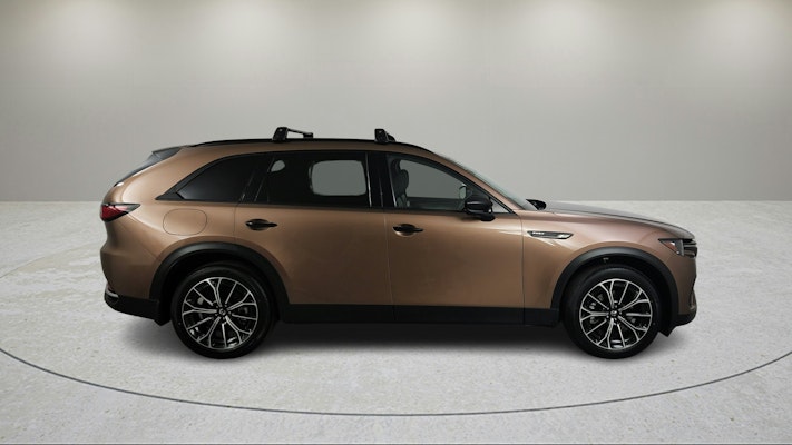 2025 Mazda CX-70 Plug-in Hybrid Premium Plus photo 2